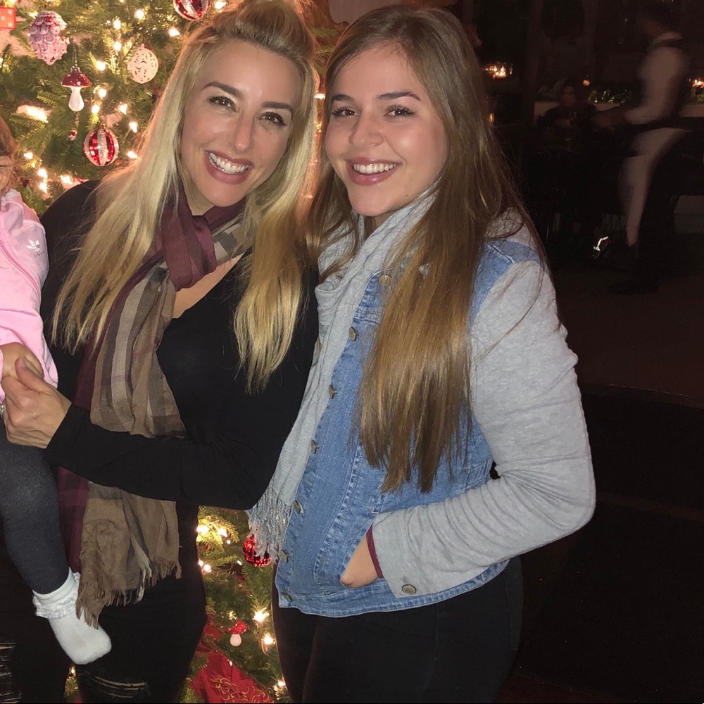 Meet your Posher, Andrea